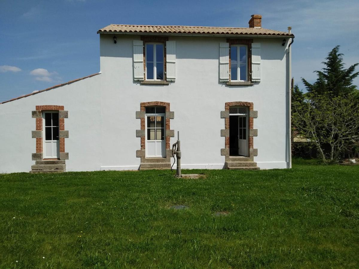 Gite De La Percoterie Le Champ-Saint-Pere ภายนอก รูปภาพ